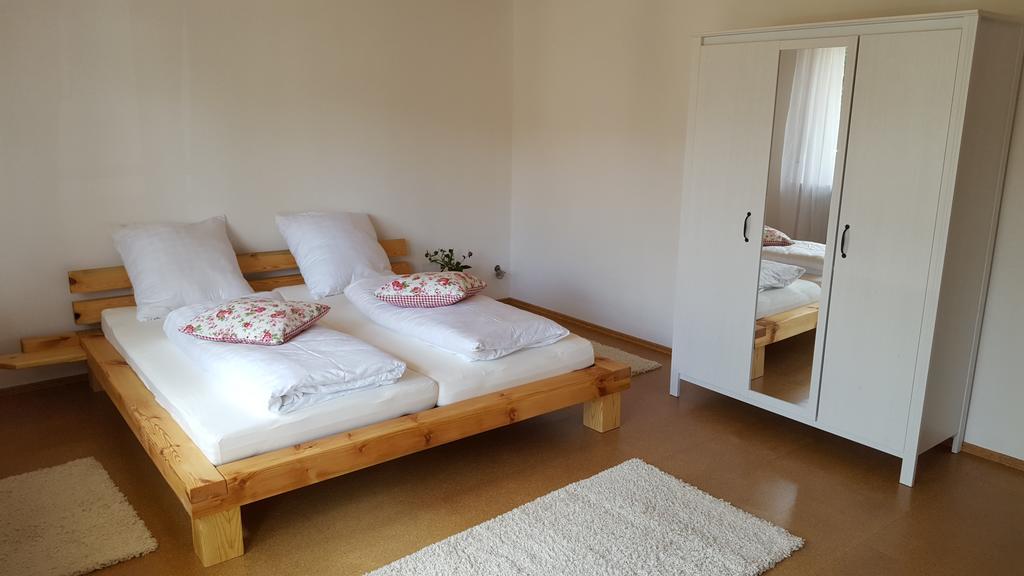 Ferienwohnung & Gaestezimmer Rixner Hilpoltstein Exteriér fotografie